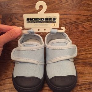 Baby/Walker Boys Skidders Shoes Size 3